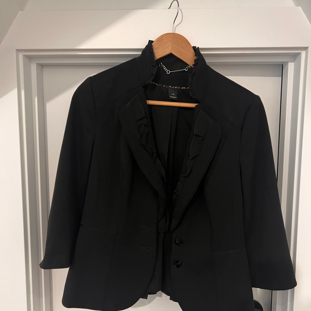 White House Black Market Black Feminine Blazer Elegant Design